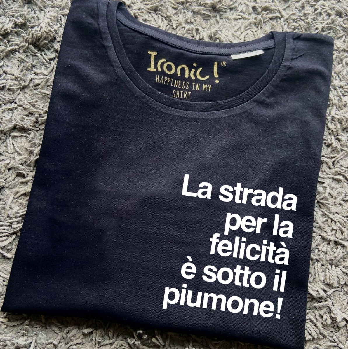 Maglia Donna "La strada per la felicità è sotto il piumone"