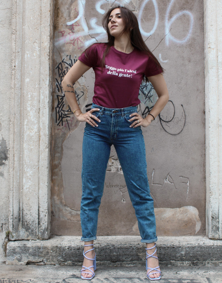 Maglia Donna "Reggo più l'alcol della gente"